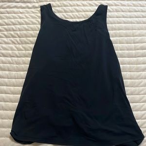 authentic lululemon tank top, open back sz8